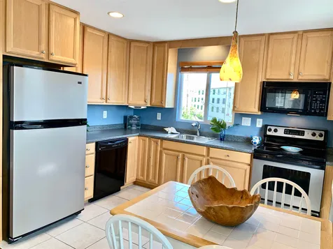 971 Ocean Boulevard Hampton NH 03842