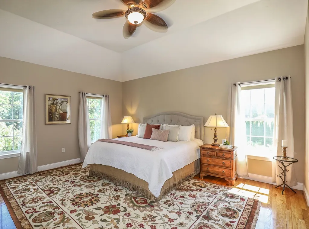 21 Edinburgh Road Windham NH 03087