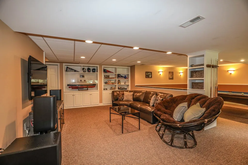21 Edinburgh Road Windham NH 03087