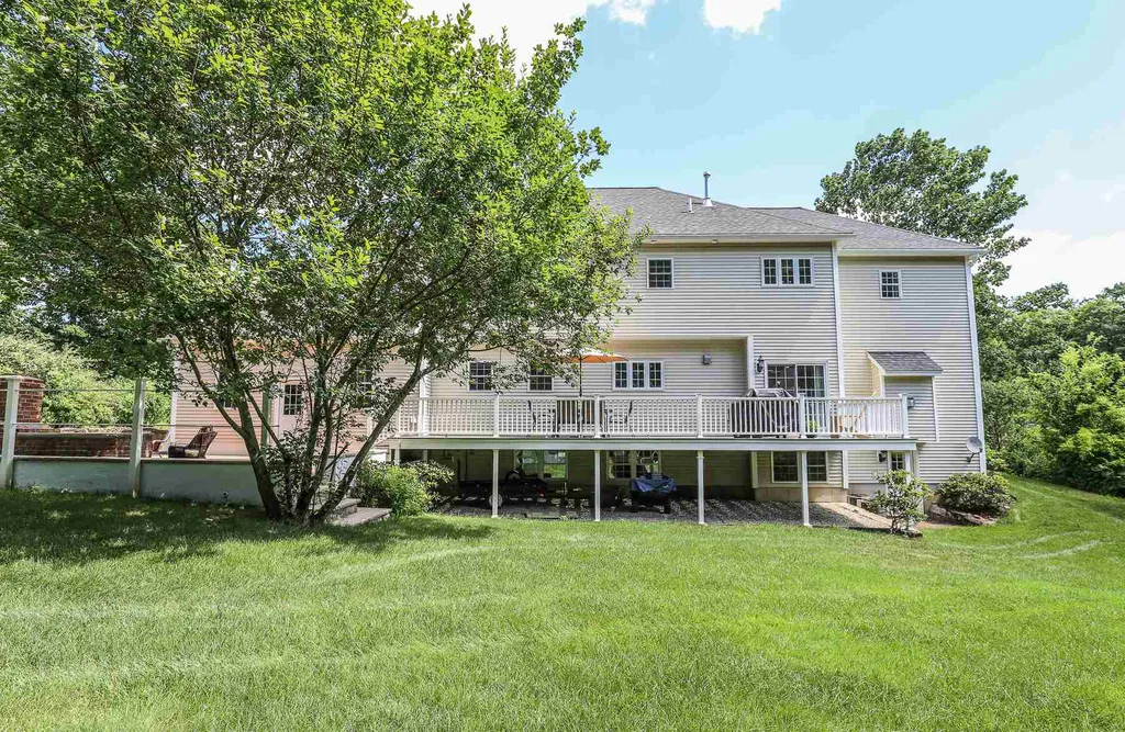 21 Edinburgh Road Windham NH 03087