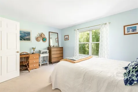 71 Juniper Drive South Burlington VT 05403