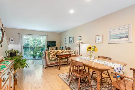 71 Juniper Drive South Burlington VT 05403