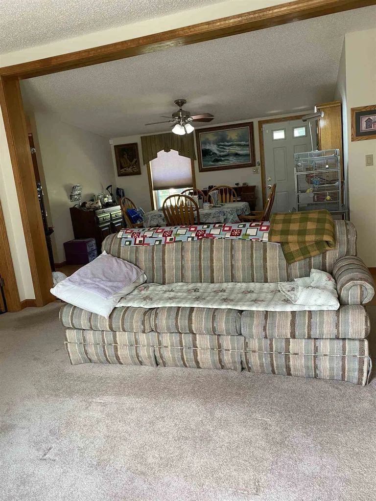 35 Krystal Drive Hudson NH 03051