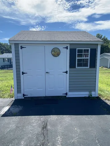 35 Krystal Drive Hudson NH 03051