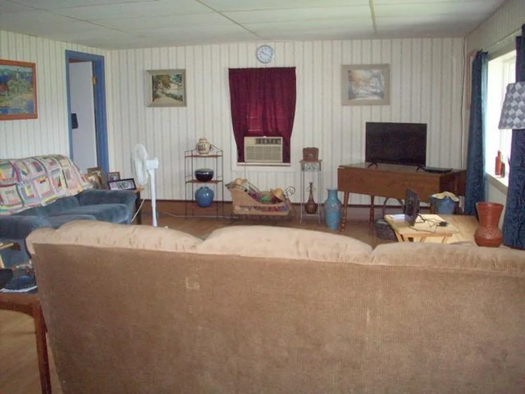 245 Route 25c Piermont NH 03779