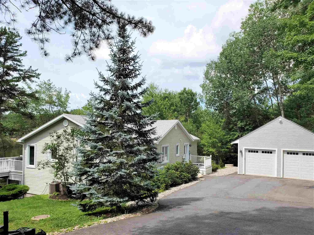85 Packard Drive Freedom NH 03836