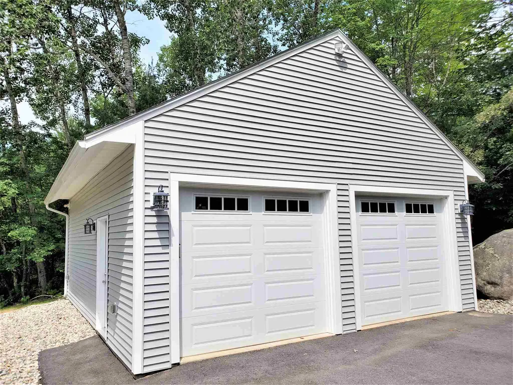 85 Packard Drive Freedom NH 03836
