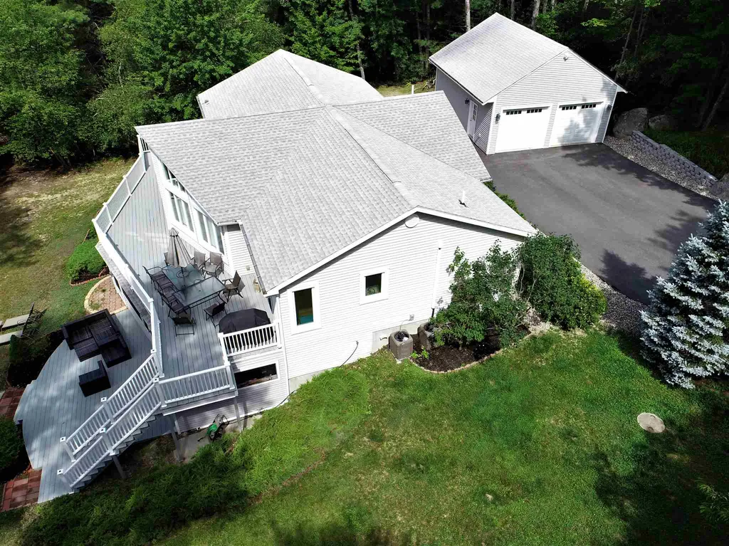 85 Packard Drive Freedom NH 03836