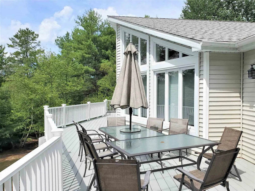 85 Packard Drive Freedom NH 03836