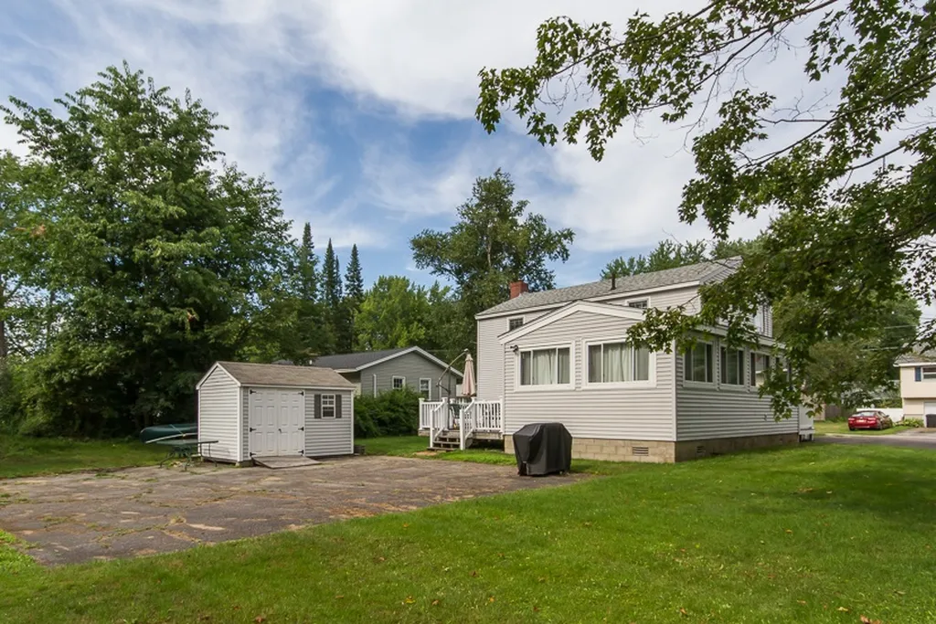 18 Norwich Street Concord NH 03301