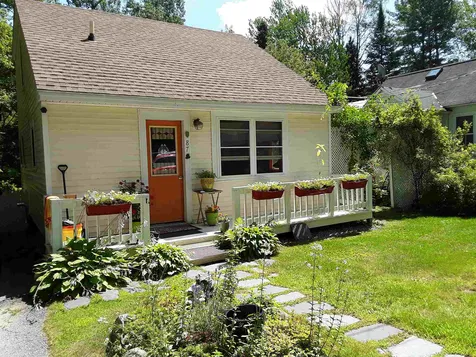 87 Jefferson Street Bethlehem NH 03574