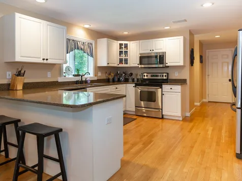 9 Sandy Brook Drive Durham NH 03824