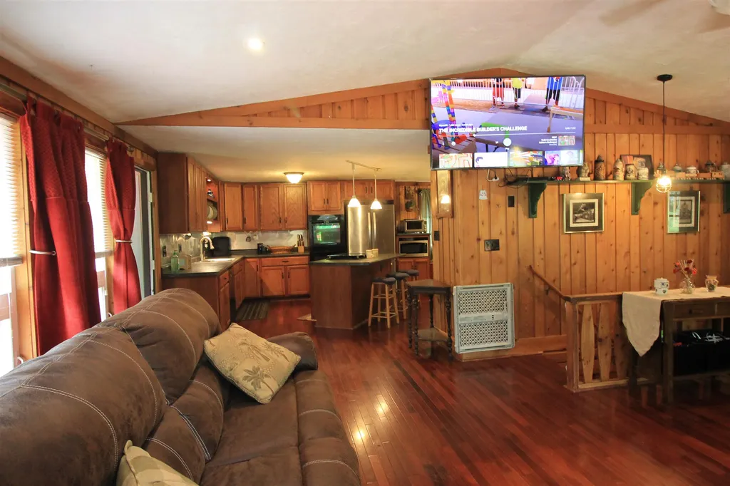 3 Judges Road Thornton NH 03285