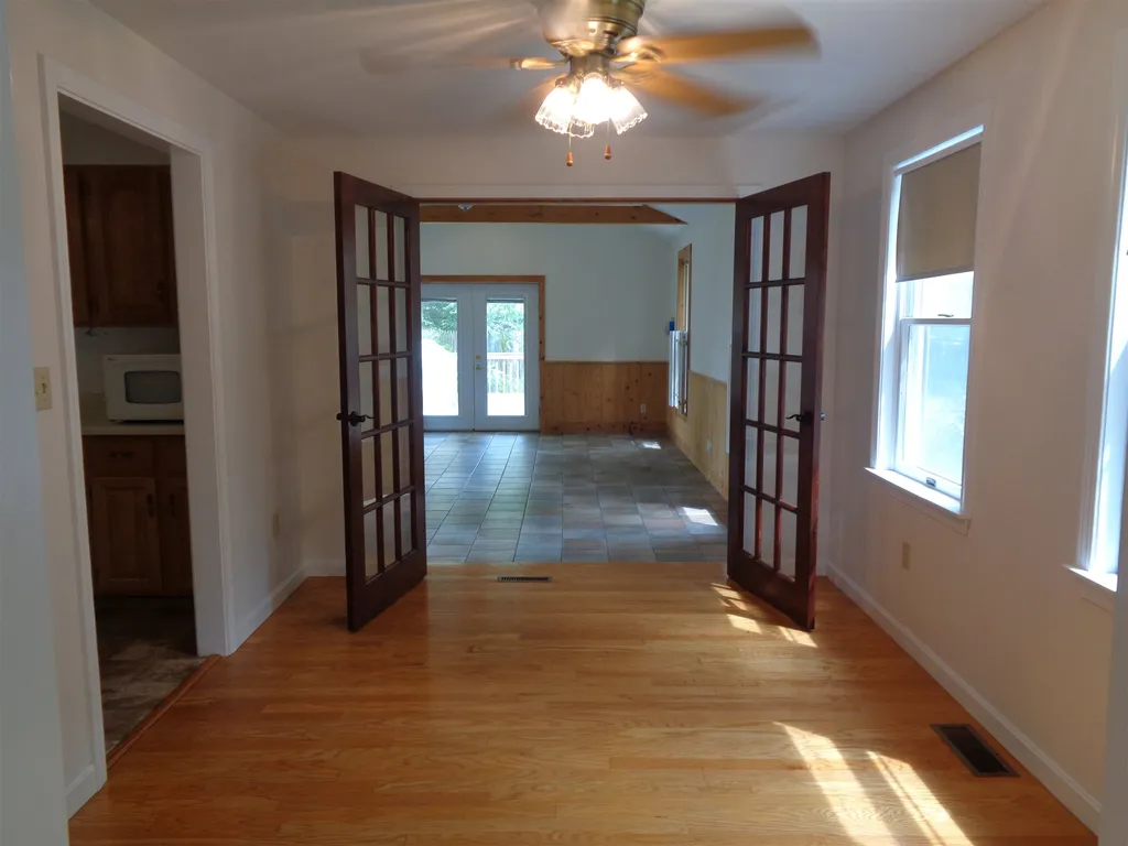 2 Glenerin Lane Exeter NH 03833