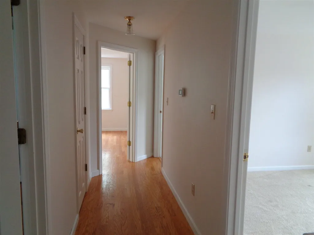 2 Glenerin Lane Exeter NH 03833