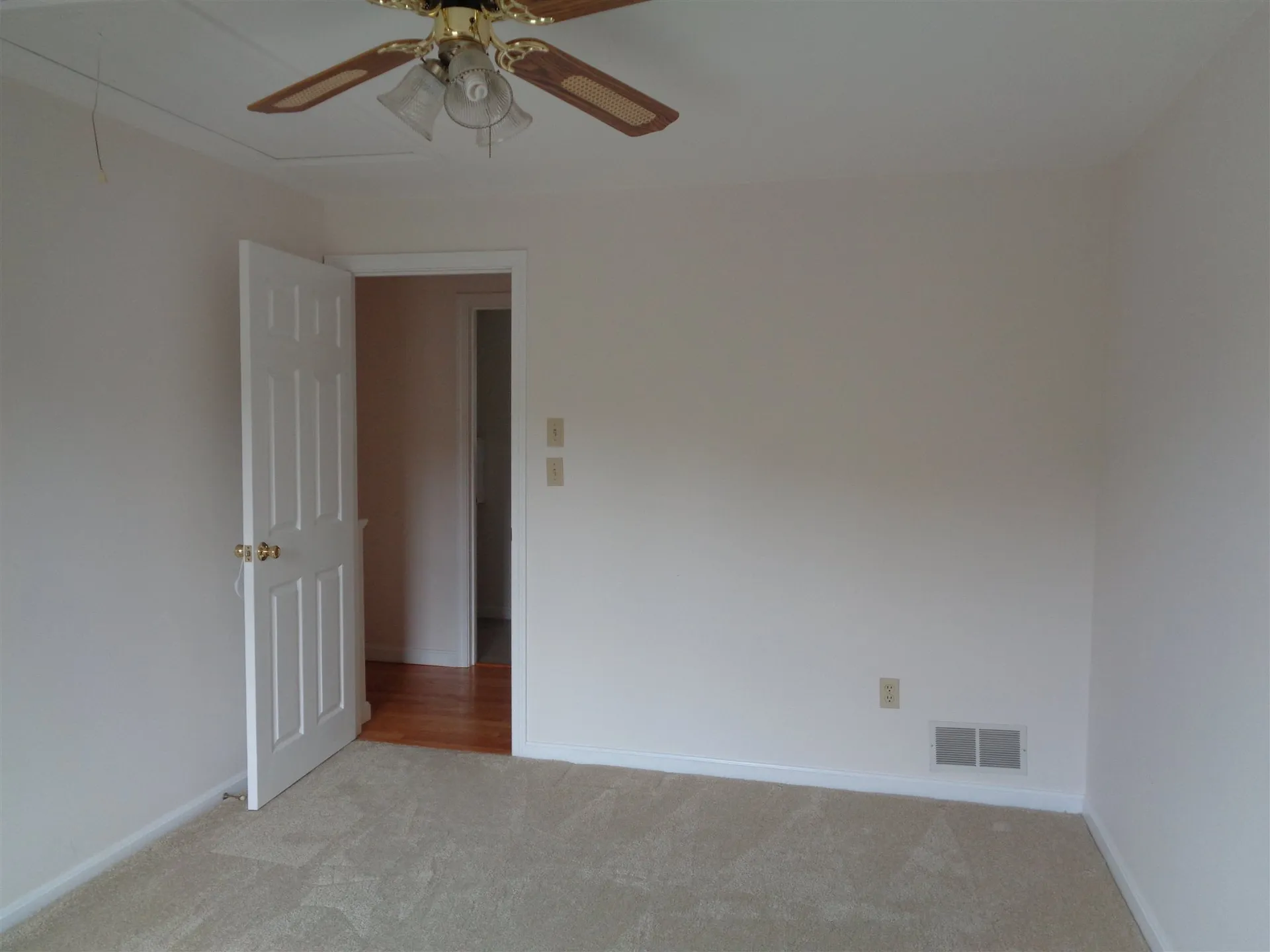 2 Glenerin Lane Exeter NH 03833