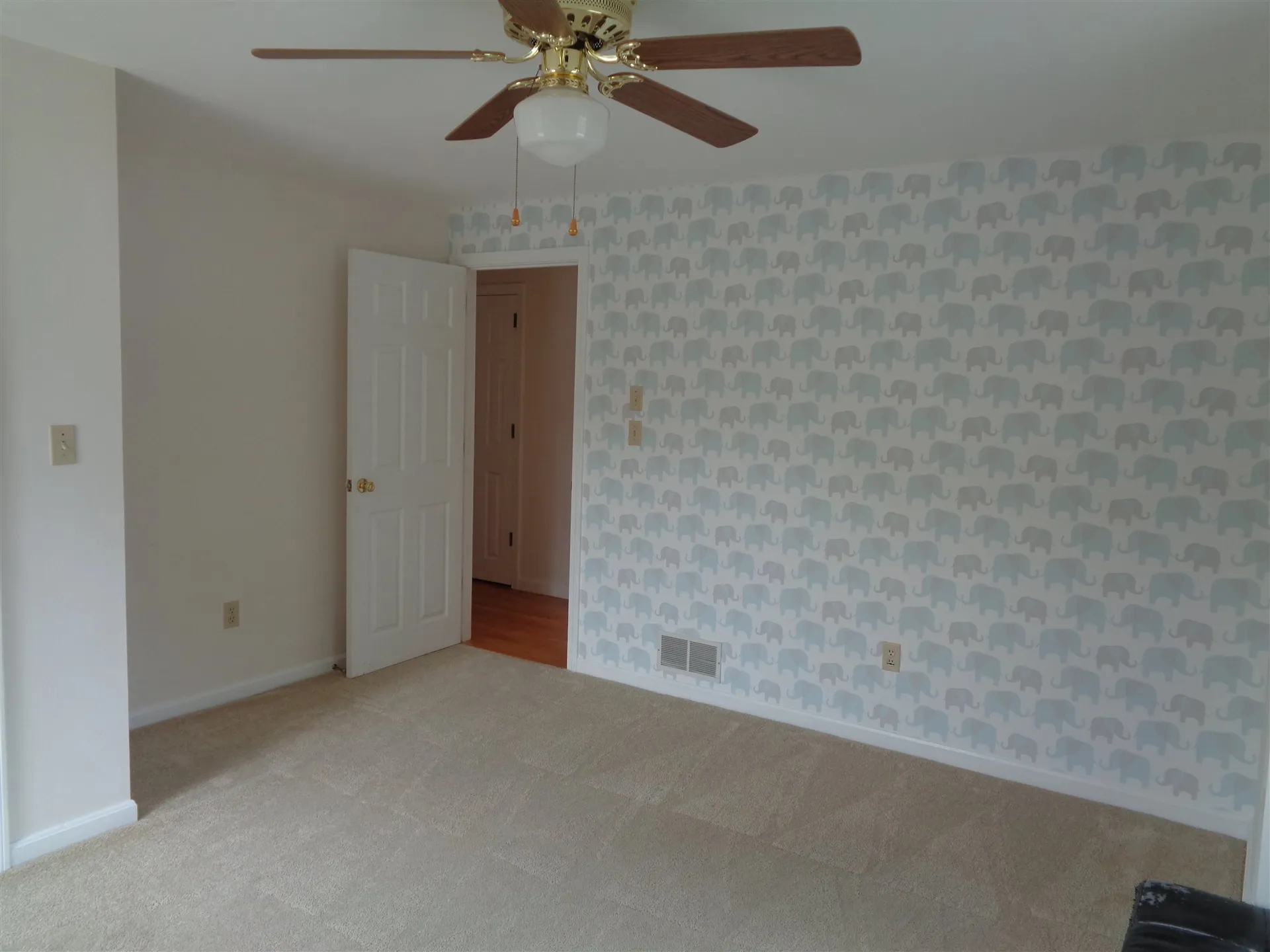 2 Glenerin Lane Exeter NH 03833