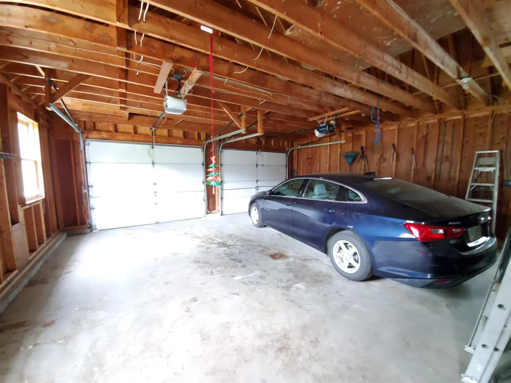 102 Bradbury Road Canaan NH 03741