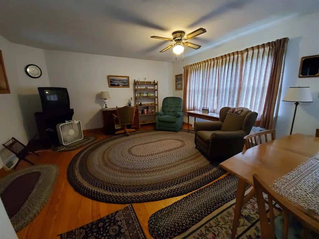 102 Bradbury Road Canaan NH 03741