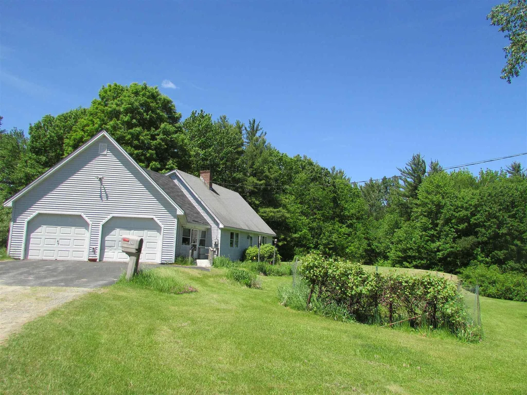 102 Bradbury Road Canaan NH 03741