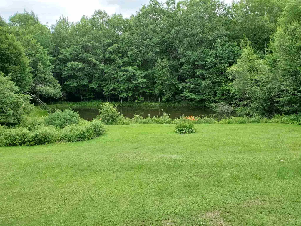 102 Bradbury Road Canaan NH 03741