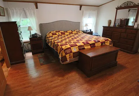 23 Hawaii Lane Rochester NH 03867