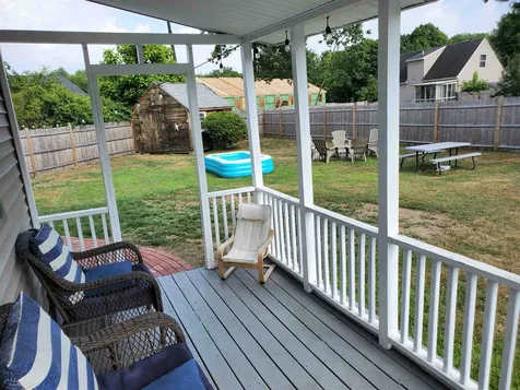 8 1/2 Highland Avenue Derry NH 03038