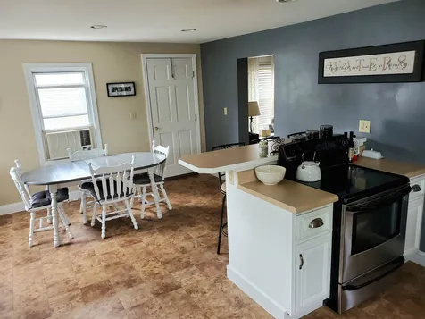 8 1/2 Highland Avenue Derry NH 03038