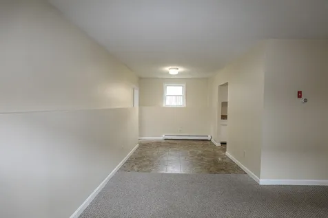 30 Hosley Street Manchester NH 03103