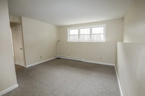 30 Hosley Street Manchester NH 03103