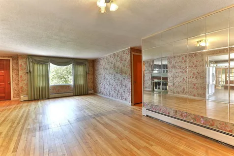 810 Blackmer Boulevard Stockbridge VT 05772