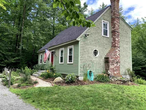 83 Cheney Road Newbury NH 03255