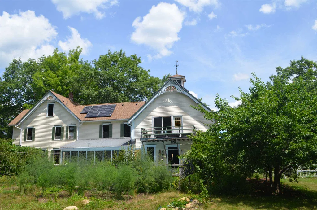 177 Maple Street Henniker NH 03242