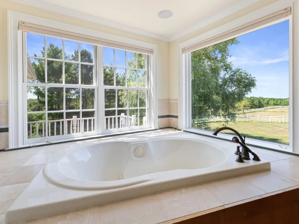 83 Wind Ridge Drive Shelburne VT 05482