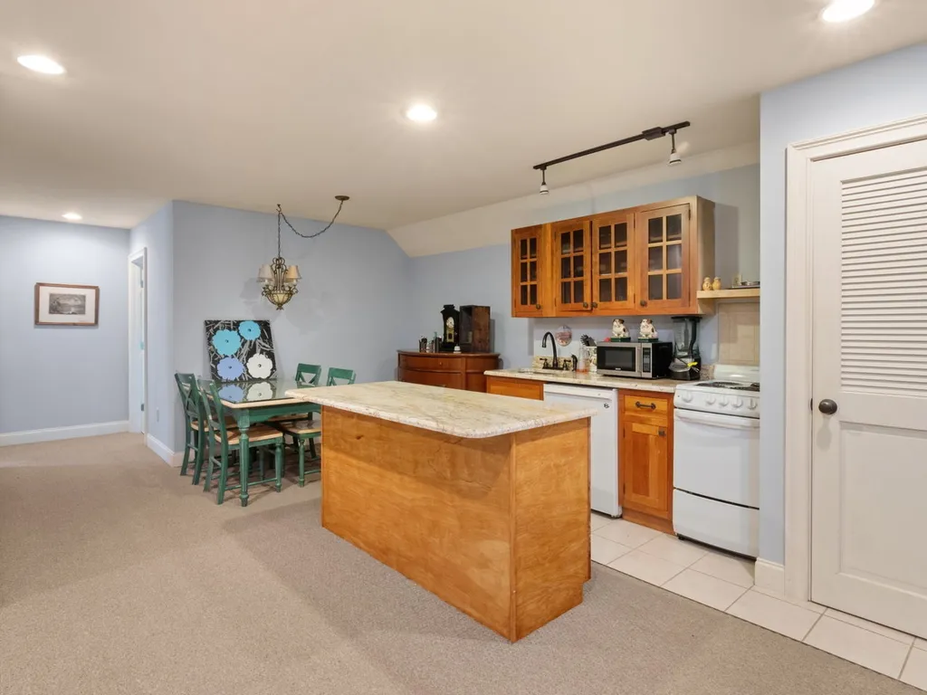 83 Wind Ridge Drive Shelburne VT 05482