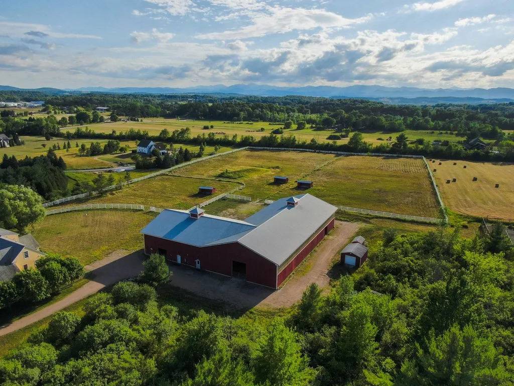 83 Wind Ridge Drive Shelburne VT 05482