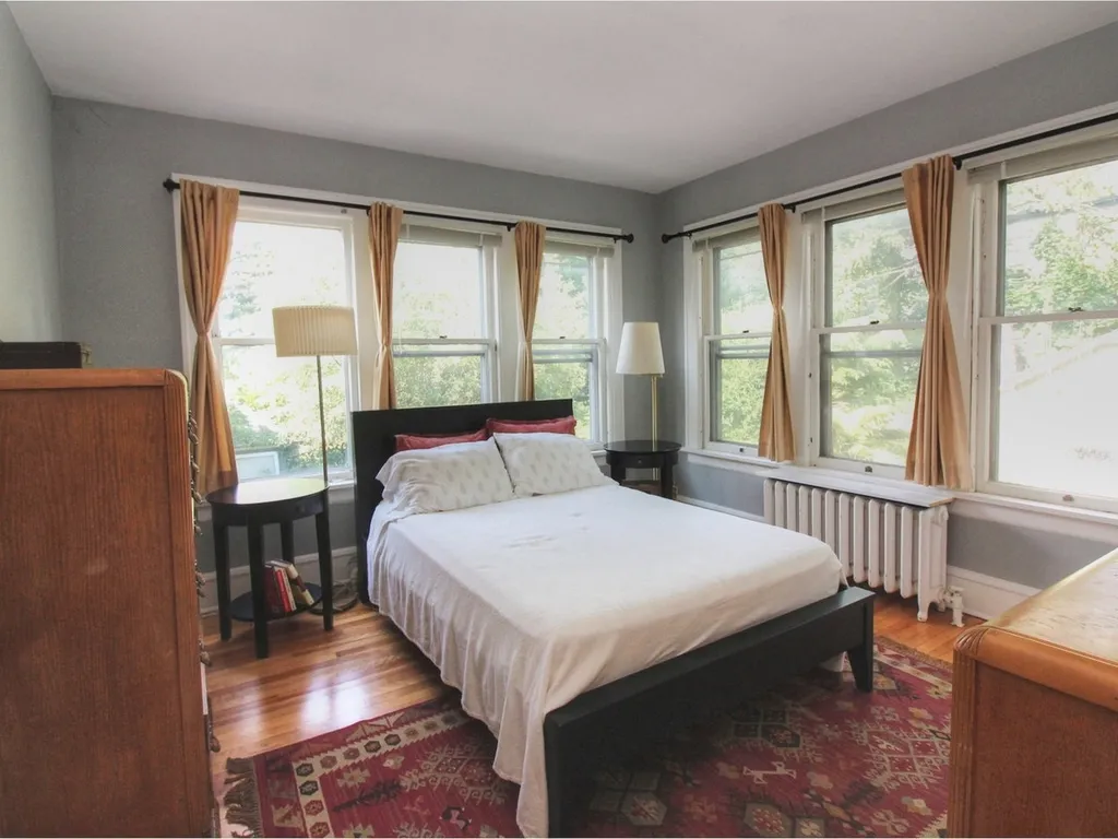 410-412 South Winooski Avenue Burlington VT 05401