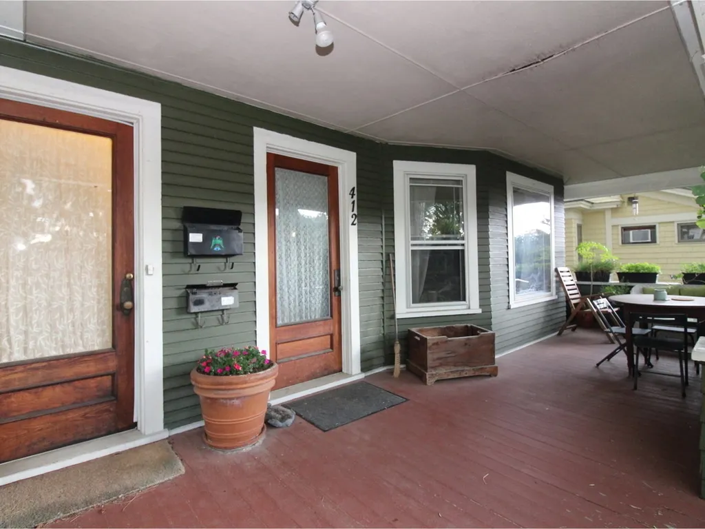 410-412 South Winooski Avenue Burlington VT 05401