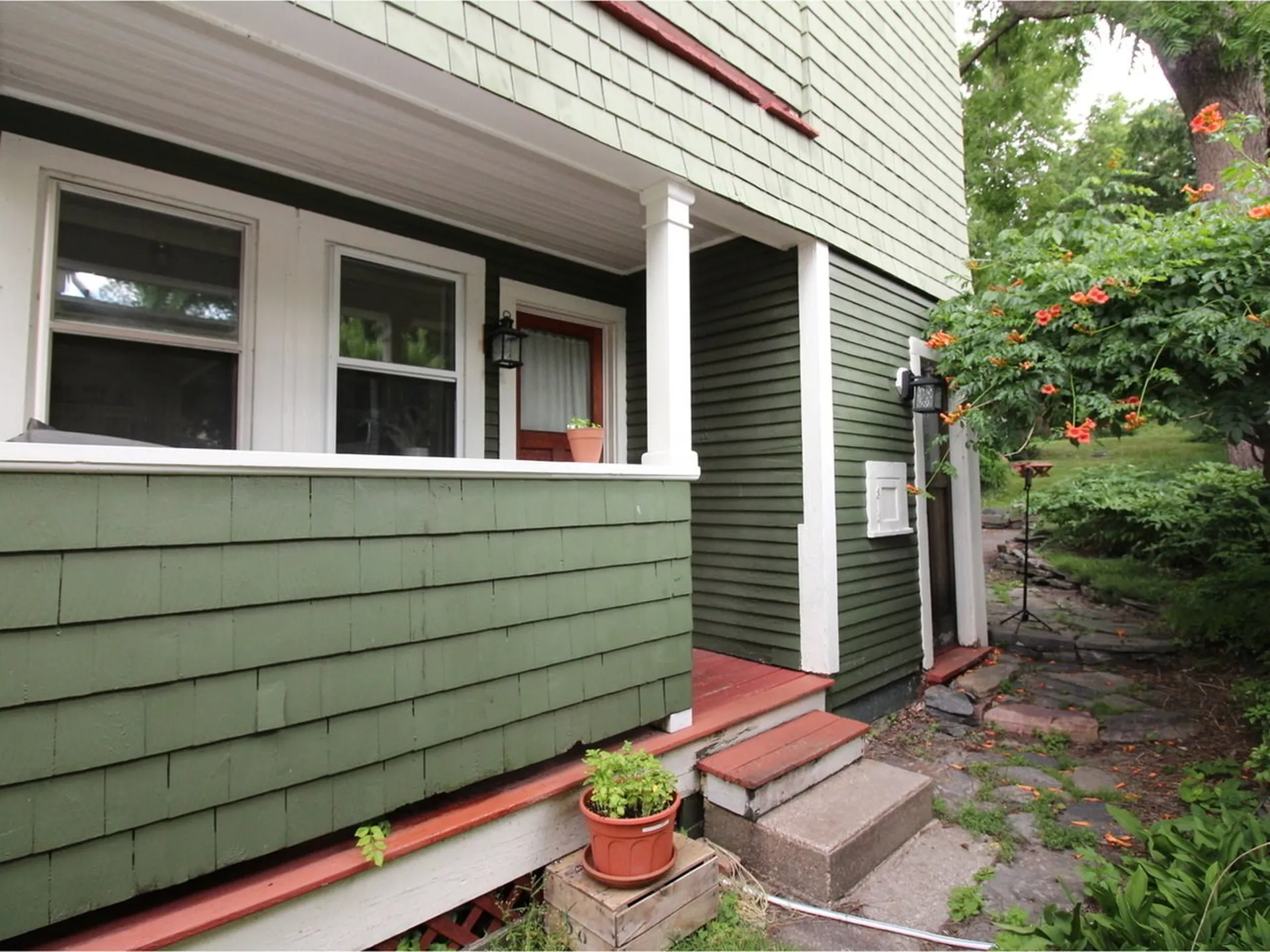 410-412 South Winooski Avenue Burlington VT 05401