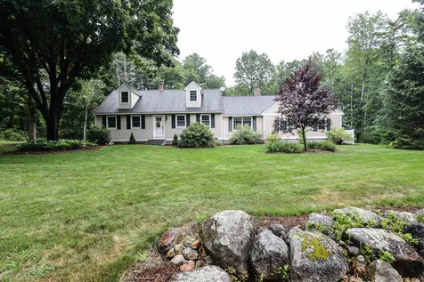 12 Miles Avenue Goffstown NH 03045
