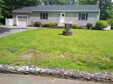 95 Long Pond Road Danville NH 03819