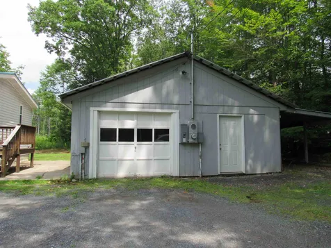 807 Old Acworth Stage Road Charlestown NH 03603