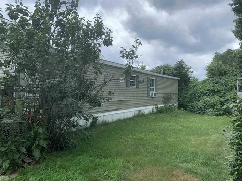 15 Lindenshire Avenue Exeter NH 03833