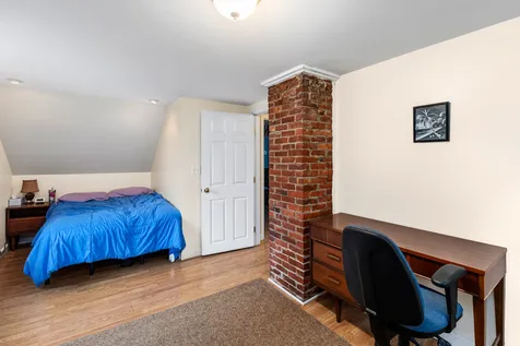 143 1/2 6th Street Dover NH 03820