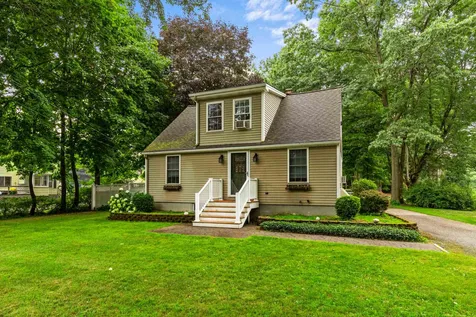 143 1/2 6th Street Dover NH 03820