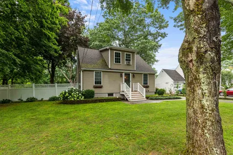 143 1/2 6th Street Dover NH 03820