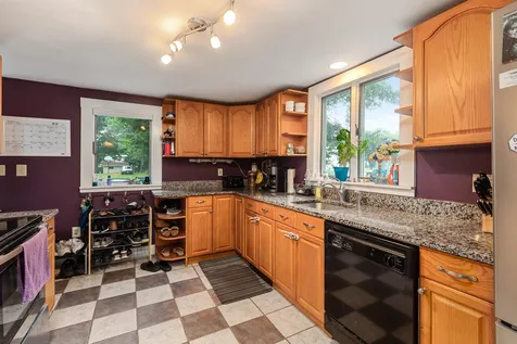 143 1/2 6th Street Dover NH 03820