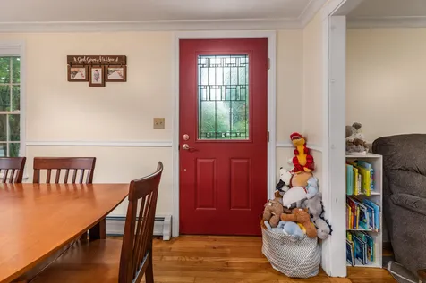 143 1/2 6th Street Dover NH 03820