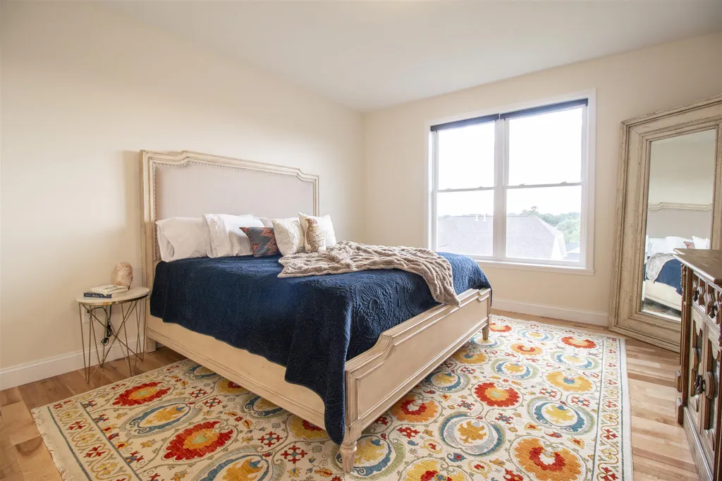 64 Ledge Way South Burlington VT 05403