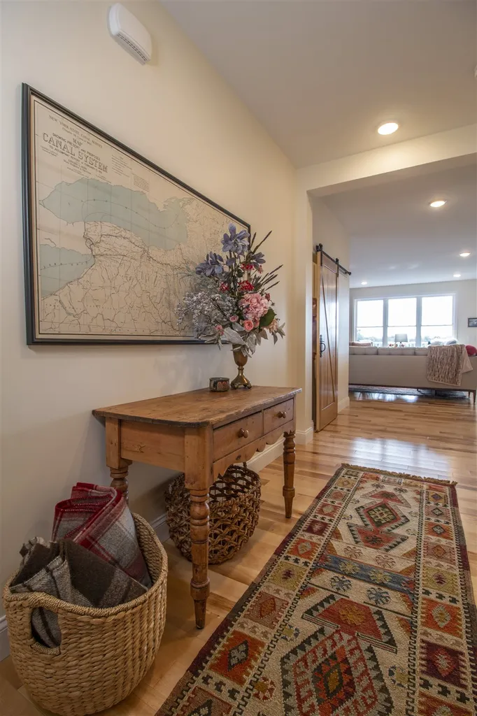 64 Ledge Way South Burlington VT 05403